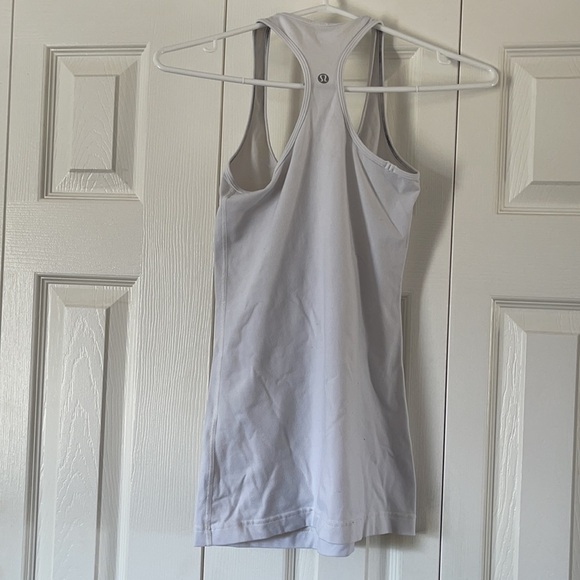 Lululemon Racer Back Tank Top 🥰🥰 - Picture 2 of 3